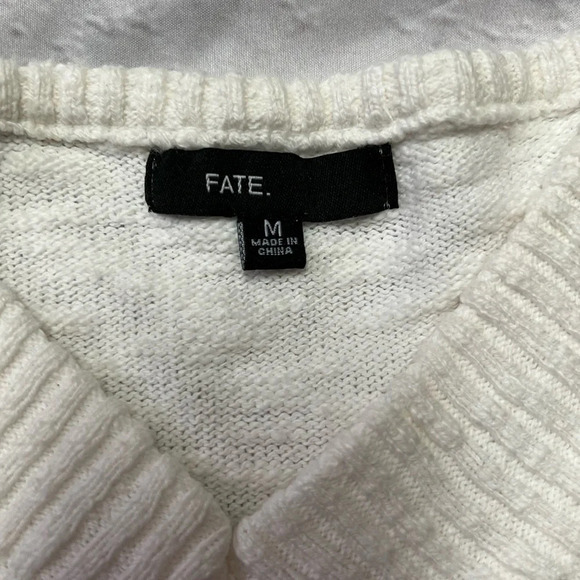 Fate White V-Neck Cold Shoulder Short Sleeve Sweater - size Medium - Picture 6 of 9